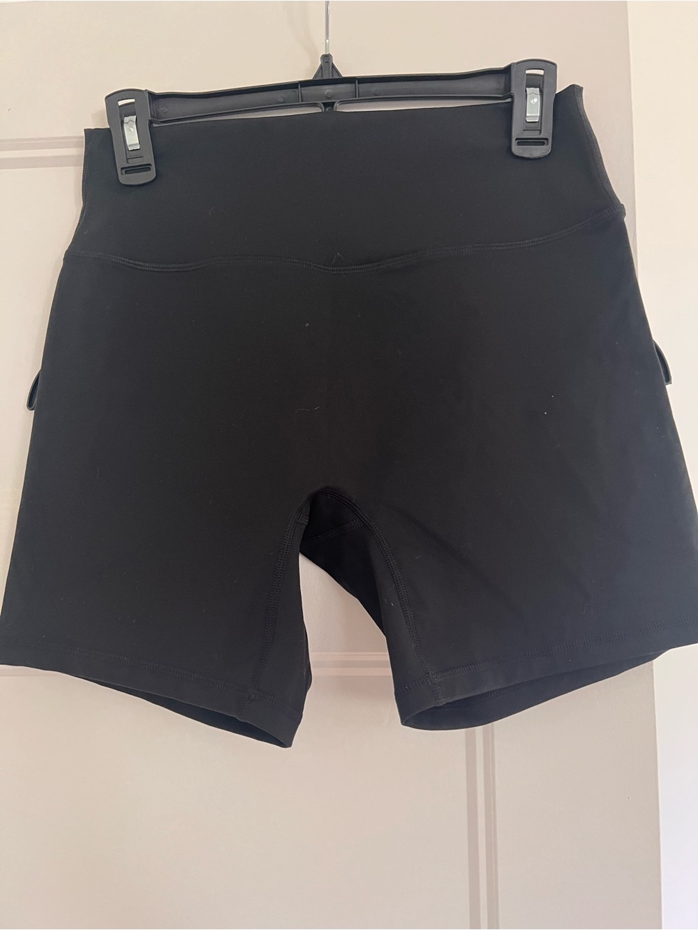 Women's High-Rise Black Active Shorts